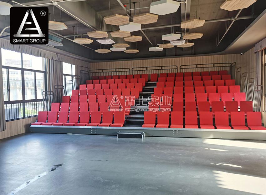 Telescopic Bleachers Seating